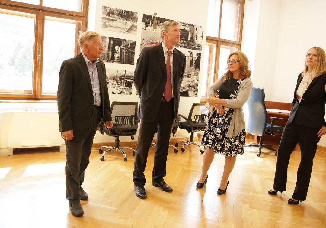 Informativni centar o MKSJ Sarajevo ugostio ambasadora Bertona, šefa Misije OSCE-a u BiH