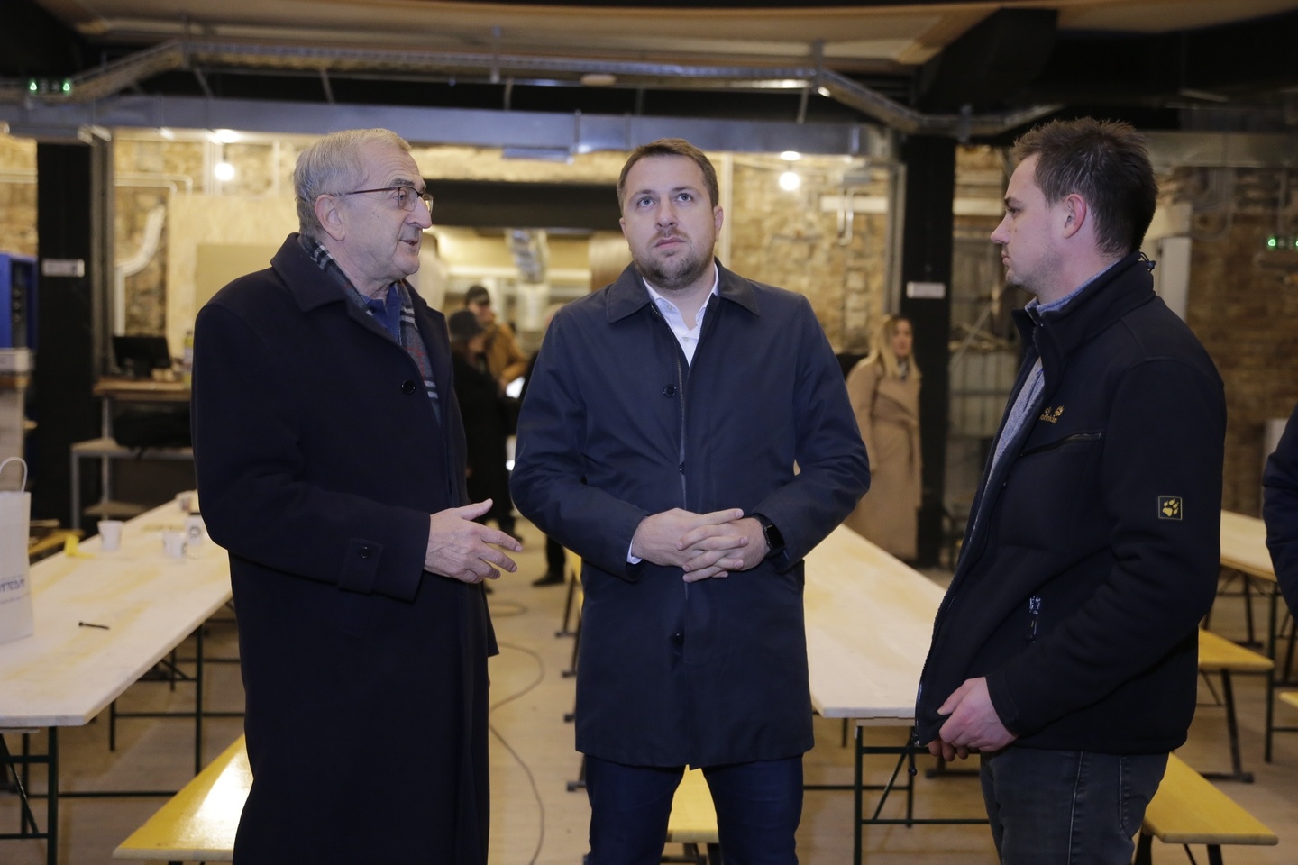 Gradonačelnik Skaka u društvu Franje Topića obišao kultno kino Imperijal