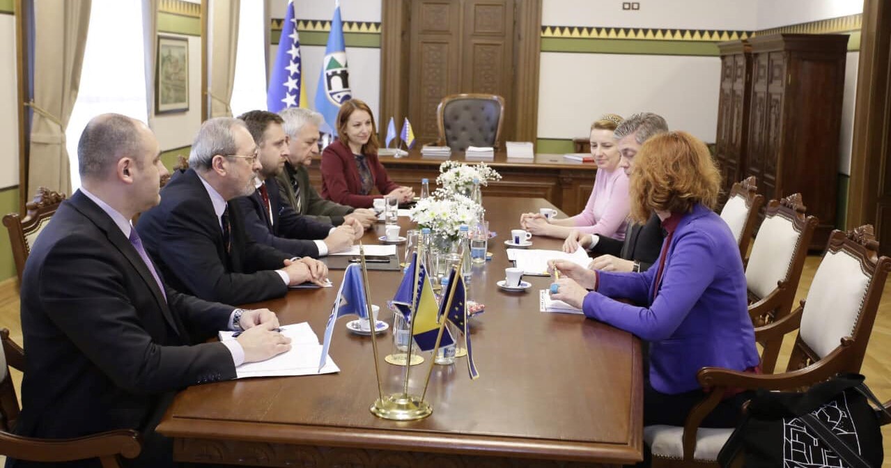 Šef Delegacije EU u BiH Wigemark sa gradonačelnikom Skakom i zamjenicima razgovarao o budućim zajedničkim projektima